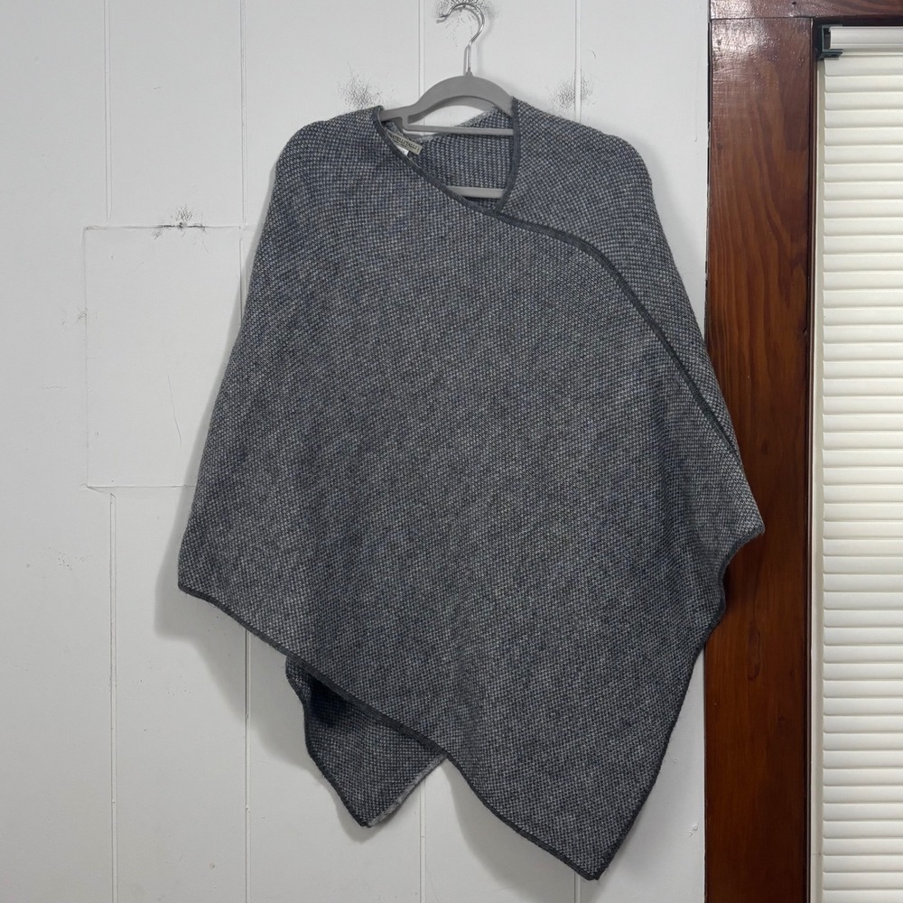 Fratelli Talli Italy Grey Knit Poncho Wrap‎ Wool Alpaca Blend Asymmetrical Cape